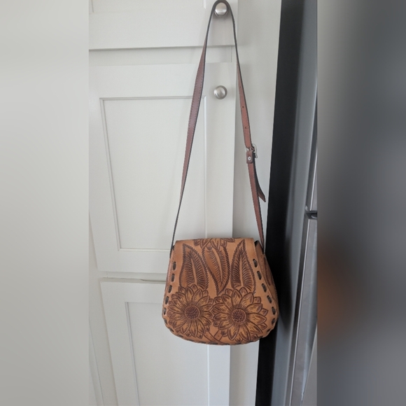 Sunflower Embossed Tan Leather Crossbody Bag Unique Personalized Leather Bag main image 10